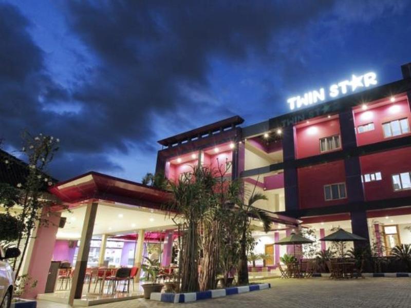 Twin Star Surakarta (Solo)